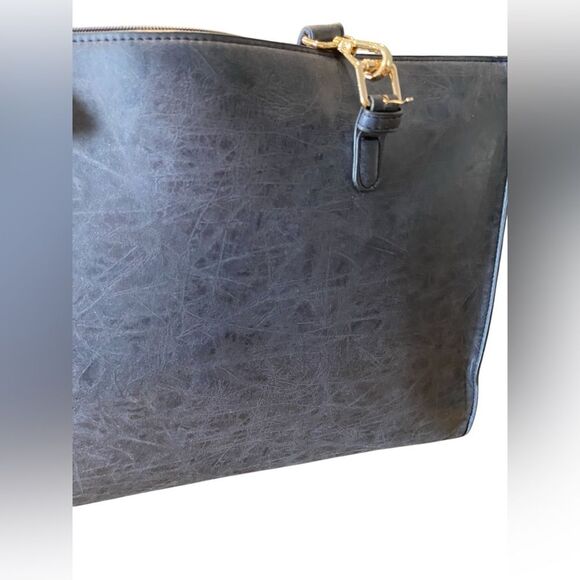 Laptop Shoulder Bag with Adjustable Strap Inside and Outside Pockets Color Blue - Picture 3 of 9